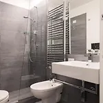 Konukevi Napoliving Napoli