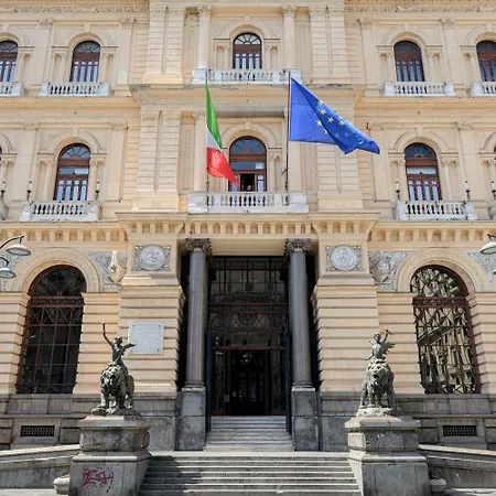 Napoliving